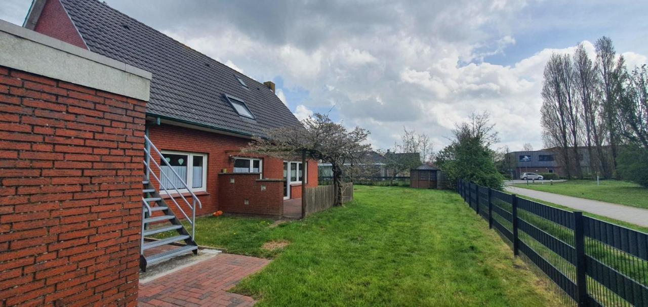 Ferienhaus Am Wellenpark Norddeich Екстер'єр фото