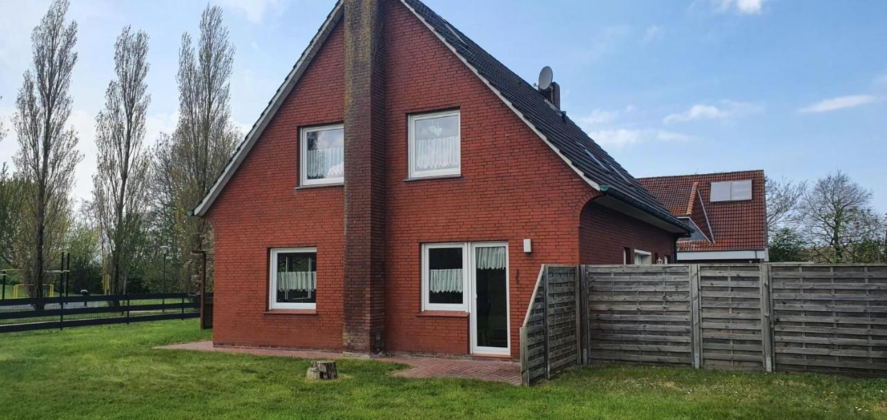 Ferienhaus Am Wellenpark Norddeich Екстер'єр фото