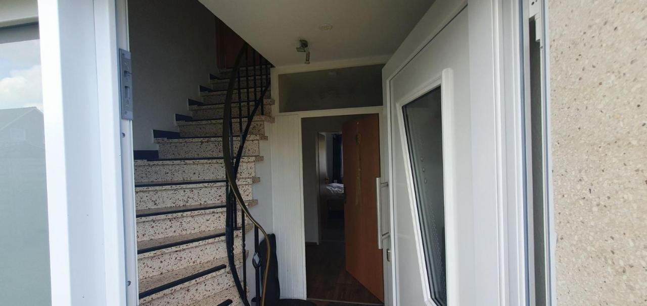 Ferienhaus Am Wellenpark Norddeich Екстер'єр фото